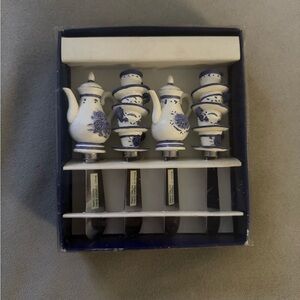 Vintage Boston Warehouse Set of 4 Spreaders Teacup Teapot Blue White Chinoiserie